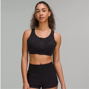 Enlite Front-Zip Bra
High Support